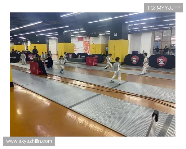 击剑入门全攻略从基础技巧到实战技巧的全面解析 击剑入门全攻略从基础技巧到实战技巧的全面解析